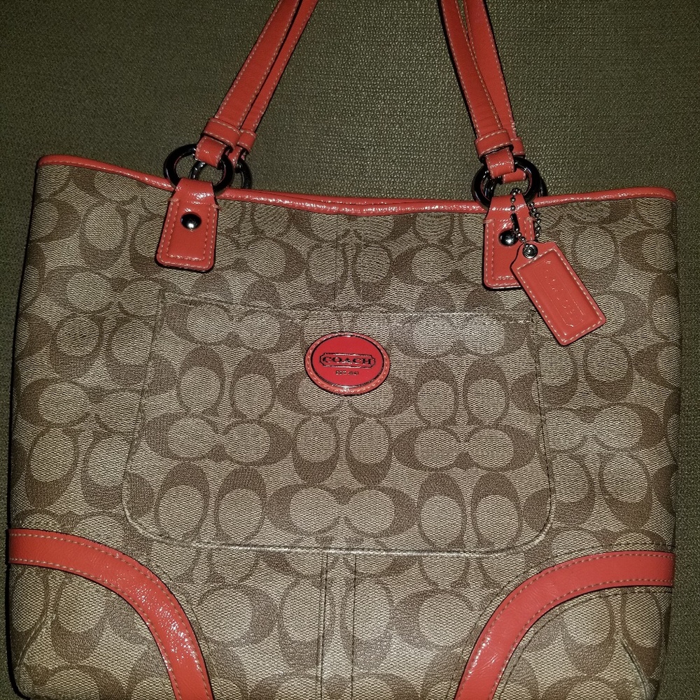 Authentic coach purse
